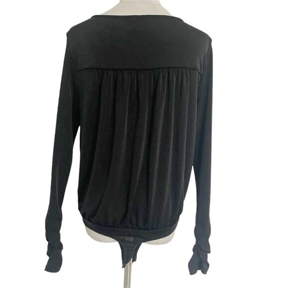 Free People Size Medium Bodysuit Black Long Sleeve Deep V - Picture 4 of 6